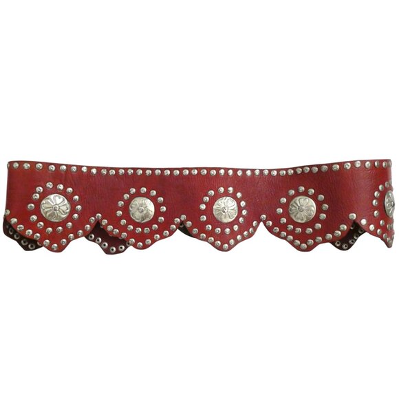 Studded wide leather Concha belt M L scallop edge